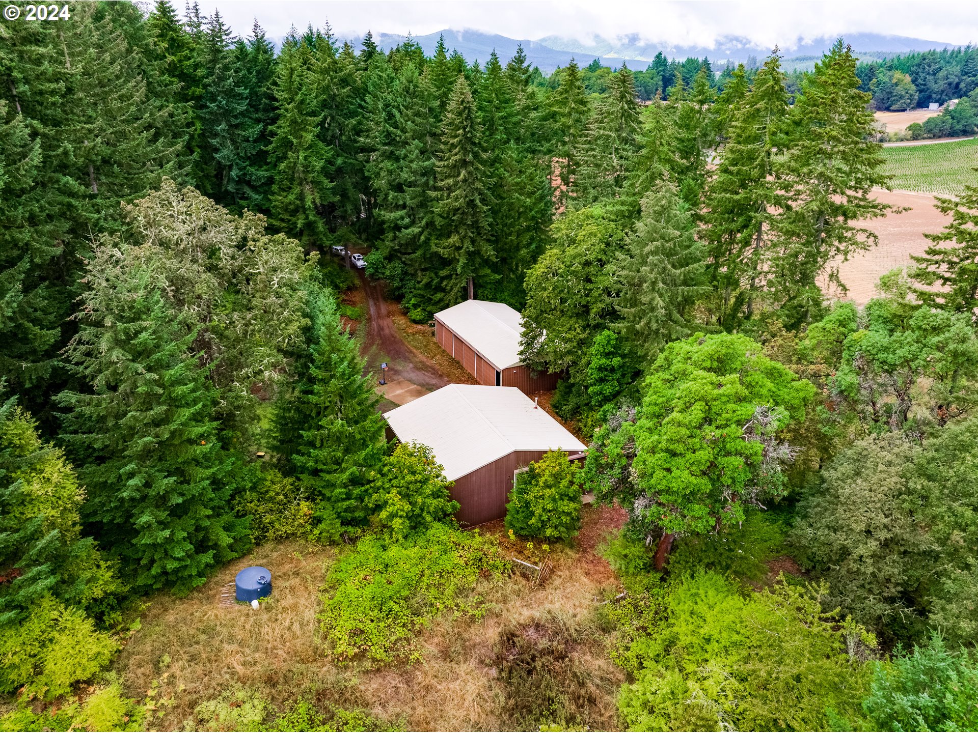 24155 Hewett Road Monroe, OR 97456 - Photo 42 of 48 Gallery Image 42
