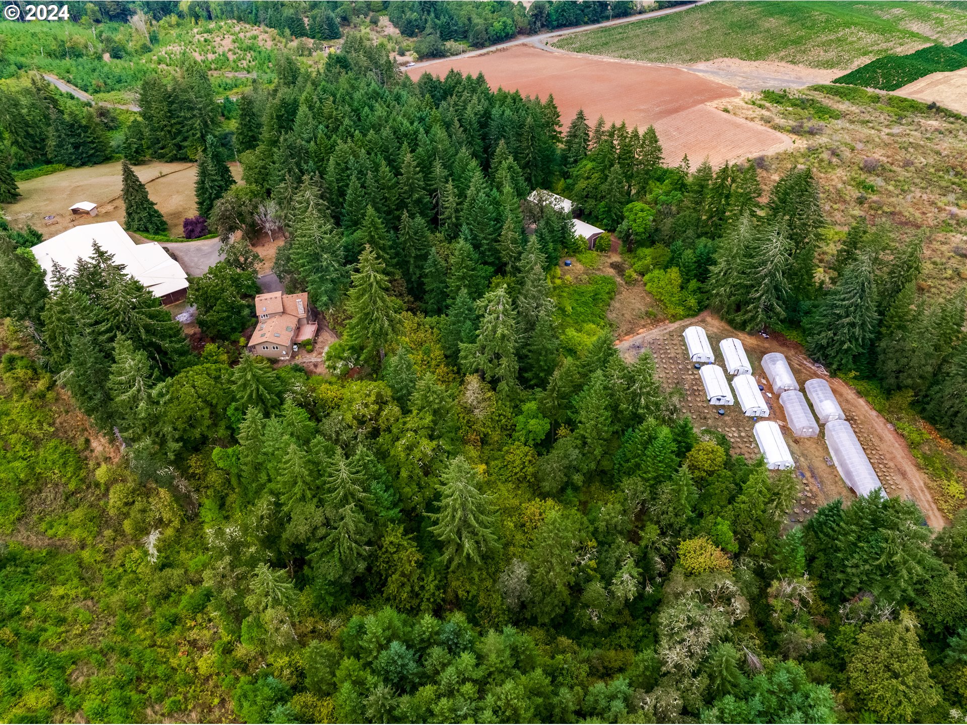 24155 Hewett Road Monroe, OR 97456 - Photo 44 of 48 Gallery Image 44