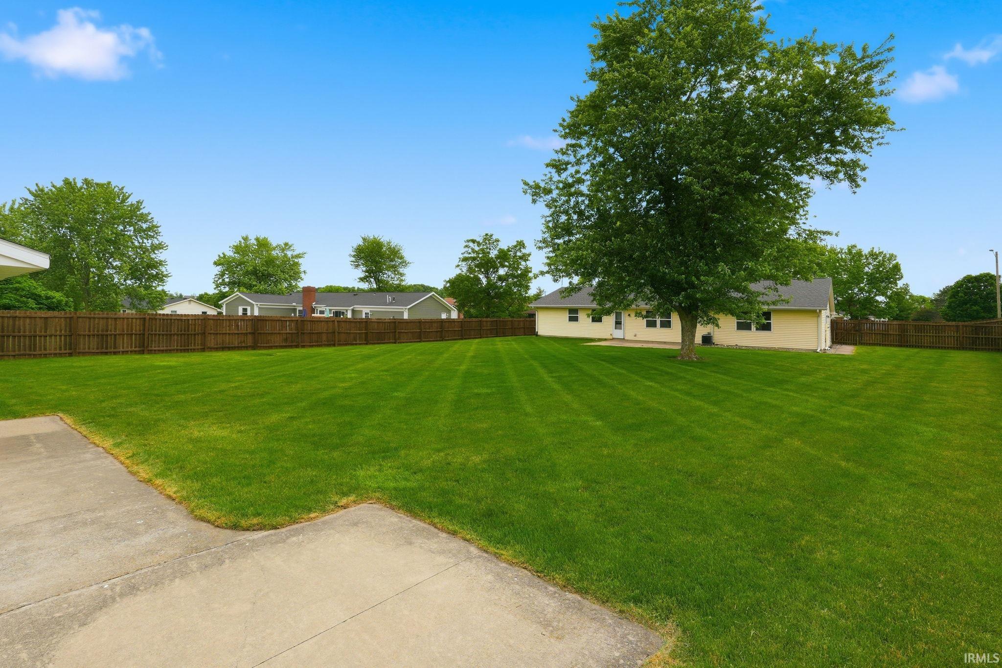 14509 Ridgecrest Drive Leo, IN 46765 - Photo 8 of 38