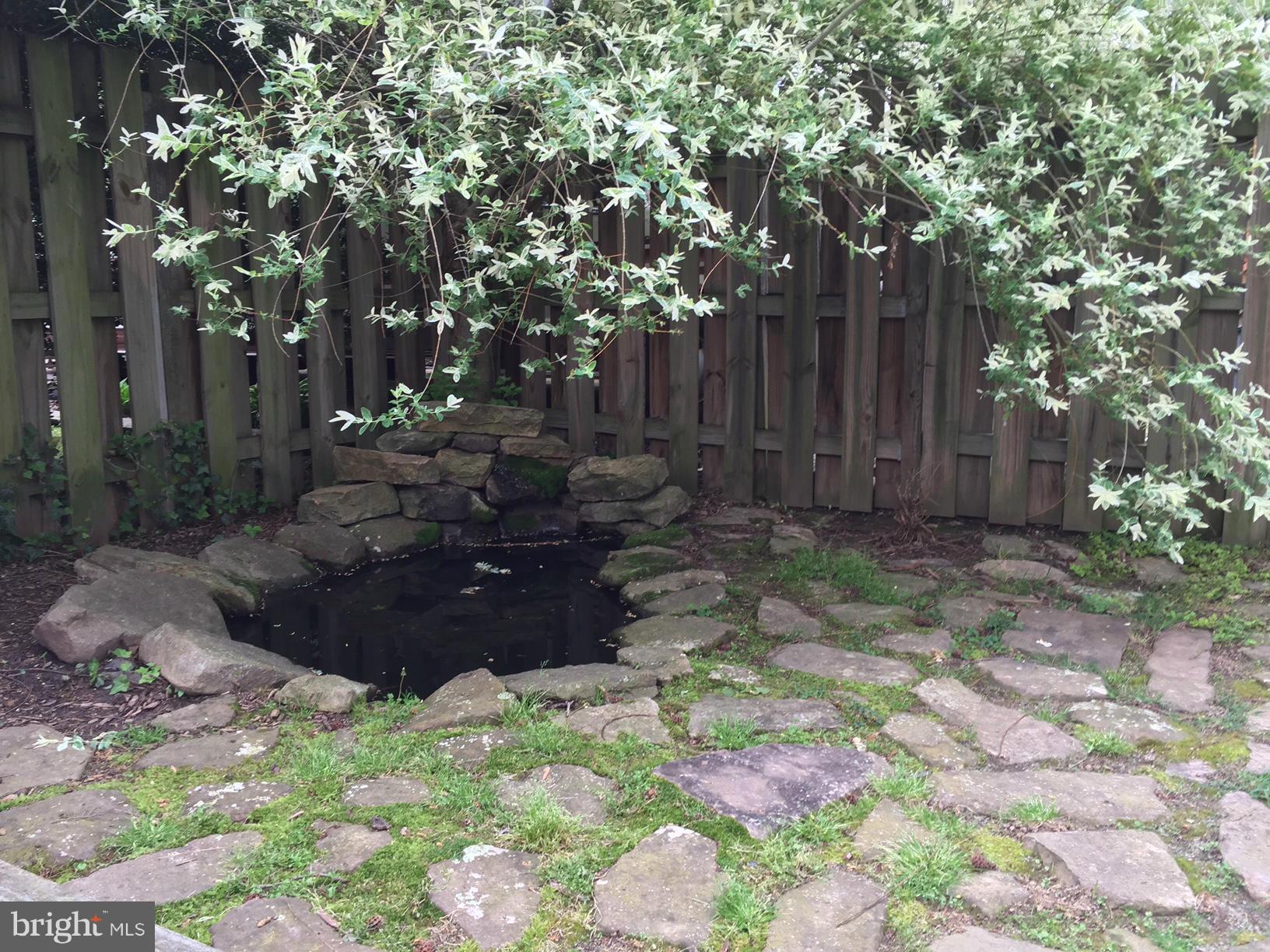 514 Anneslie Road Baltimore, MD 21212 - Photo 25 of 26 Small pond