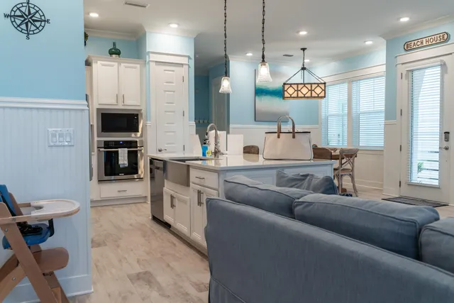 $3,900 | 53 East E Pine, Unit A, Inlet Beach, FL 32461