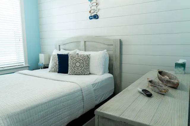 $3,900 | 53 East E Pine, Unit A, Inlet Beach, FL 32461