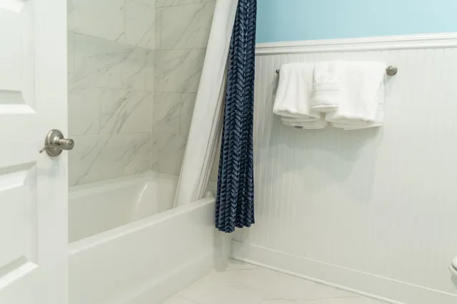 $3,900 | 53 East E Pine, Unit A, Inlet Beach, FL 32461