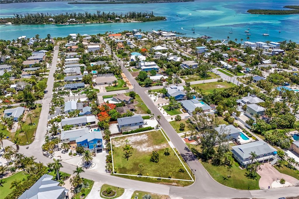 591 Russell Street Longboat Key, FL 34228 - Photo 5 of 19 an aerial view of residential houses with outdoor space