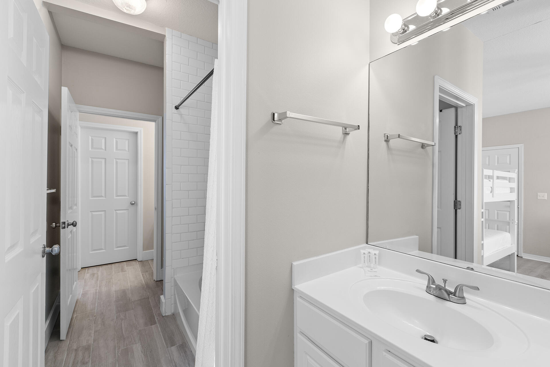 81 Mark Street Destin, FL 32541 - Photo 17 of 36 81 Mark