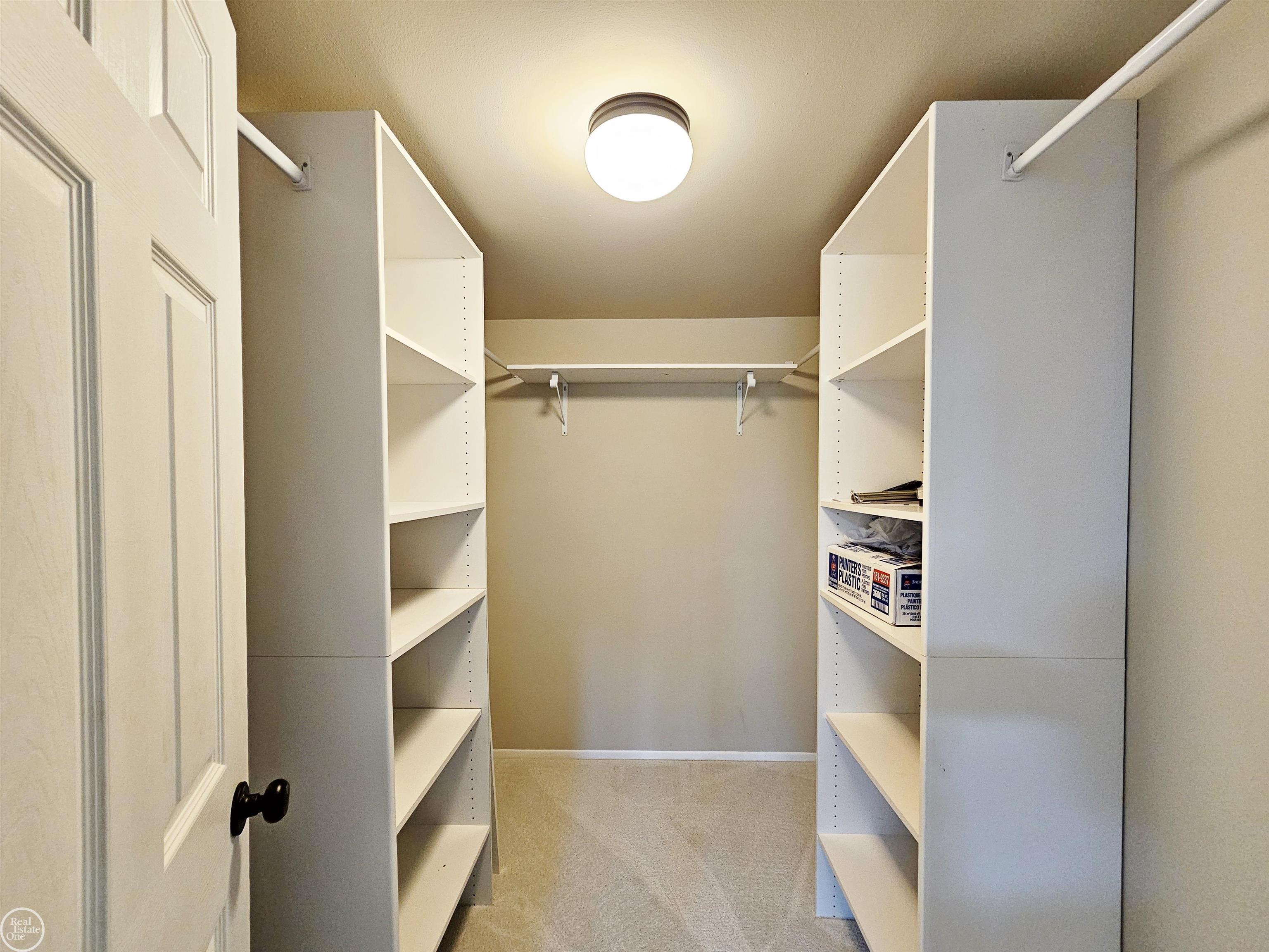 1693 Riverside Drive, Unit 6 Rochester, MI 48309 - Photo 21 of 30 50174785-a83717c6-7a4d-4b63-883c-daff5f27fd34.JPG