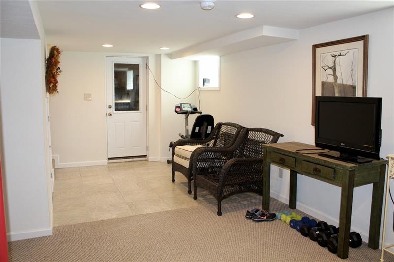 5332 Richland Road Gibsonia, PA 15044 - Photo 21 of 25 Gallery Image 21