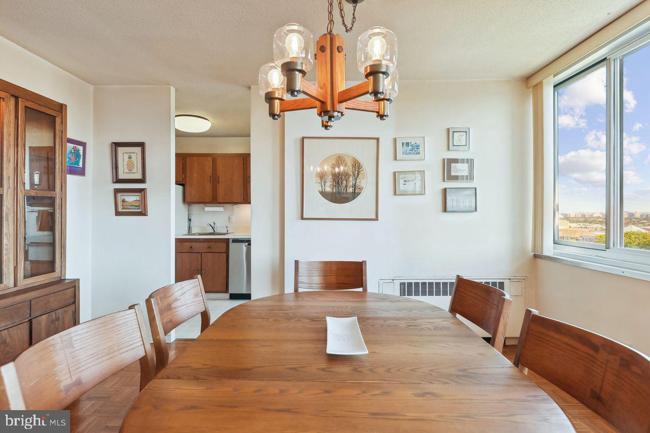 1301 South Arlington Ridge Road, Unit 605 Arlington, VA 22202 - Photo 15 of 32 Dining looking to kitchen