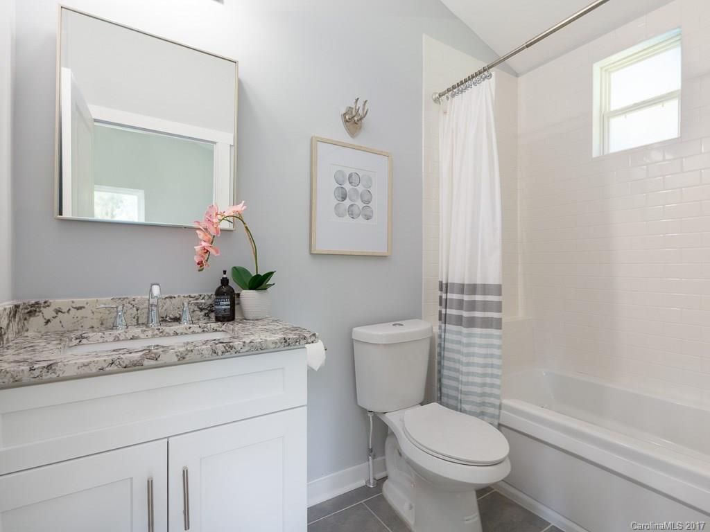 1115 Cathey Road Charlotte, NC 28214 - Photo 9 of 22 Gallery Image 9