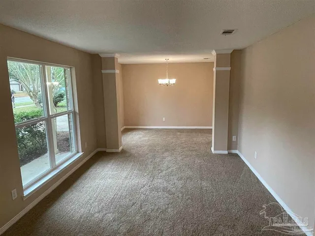 a view of entryway with window