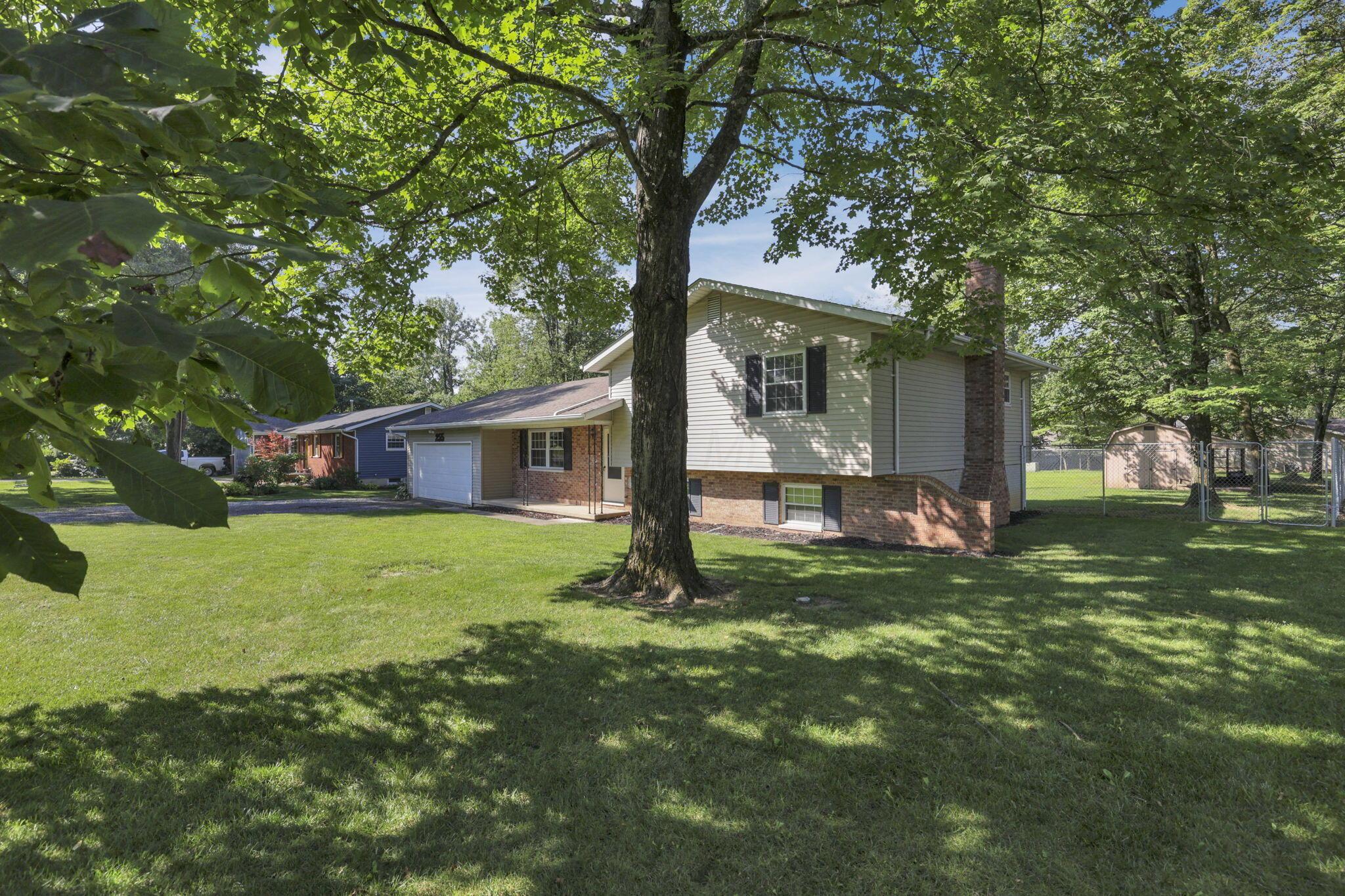 255 Riva Ridge Road Southwest Pataskala, OH 43062 - Photo 4 of 39 6-web-or-mls-0N4A2242