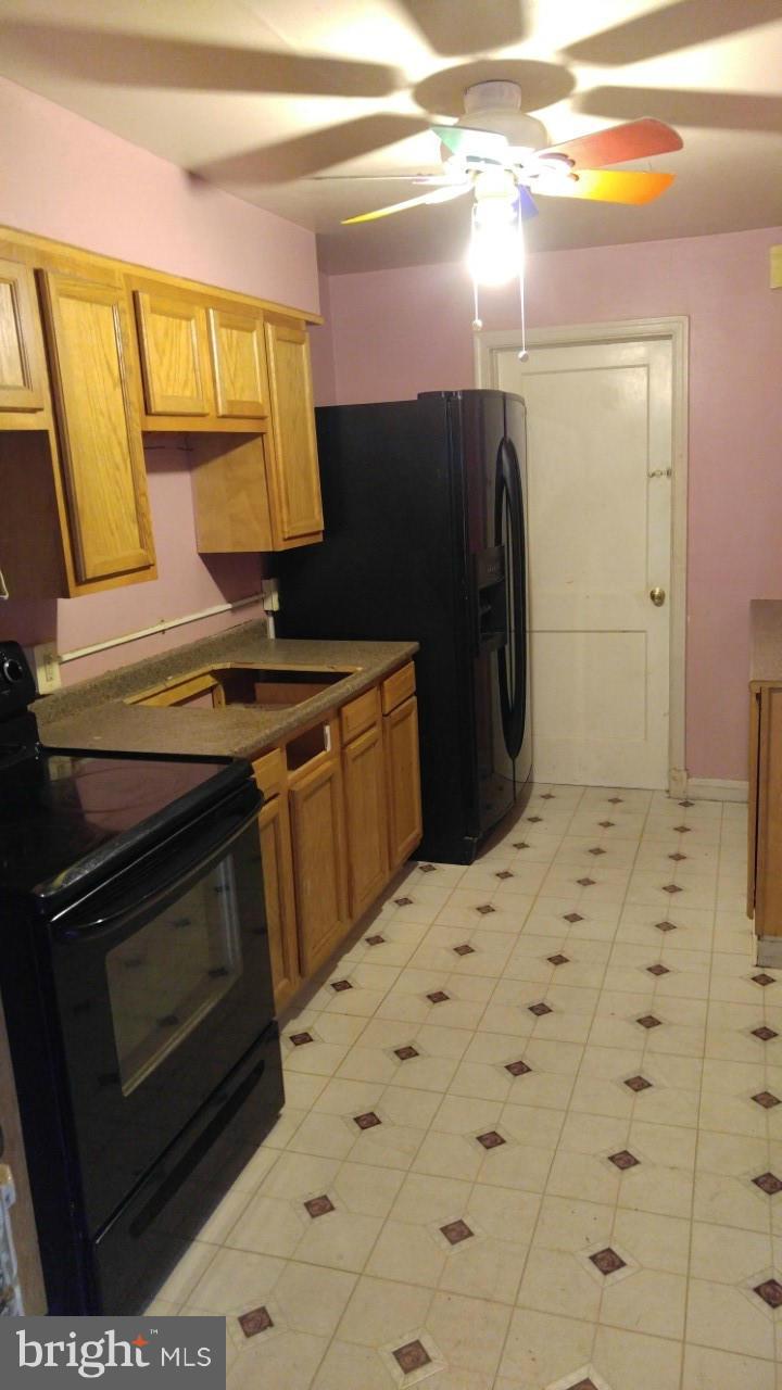 1218 Halstead Road Baltimore, MD 21234 - Photo 3 of 11 Kitchen
