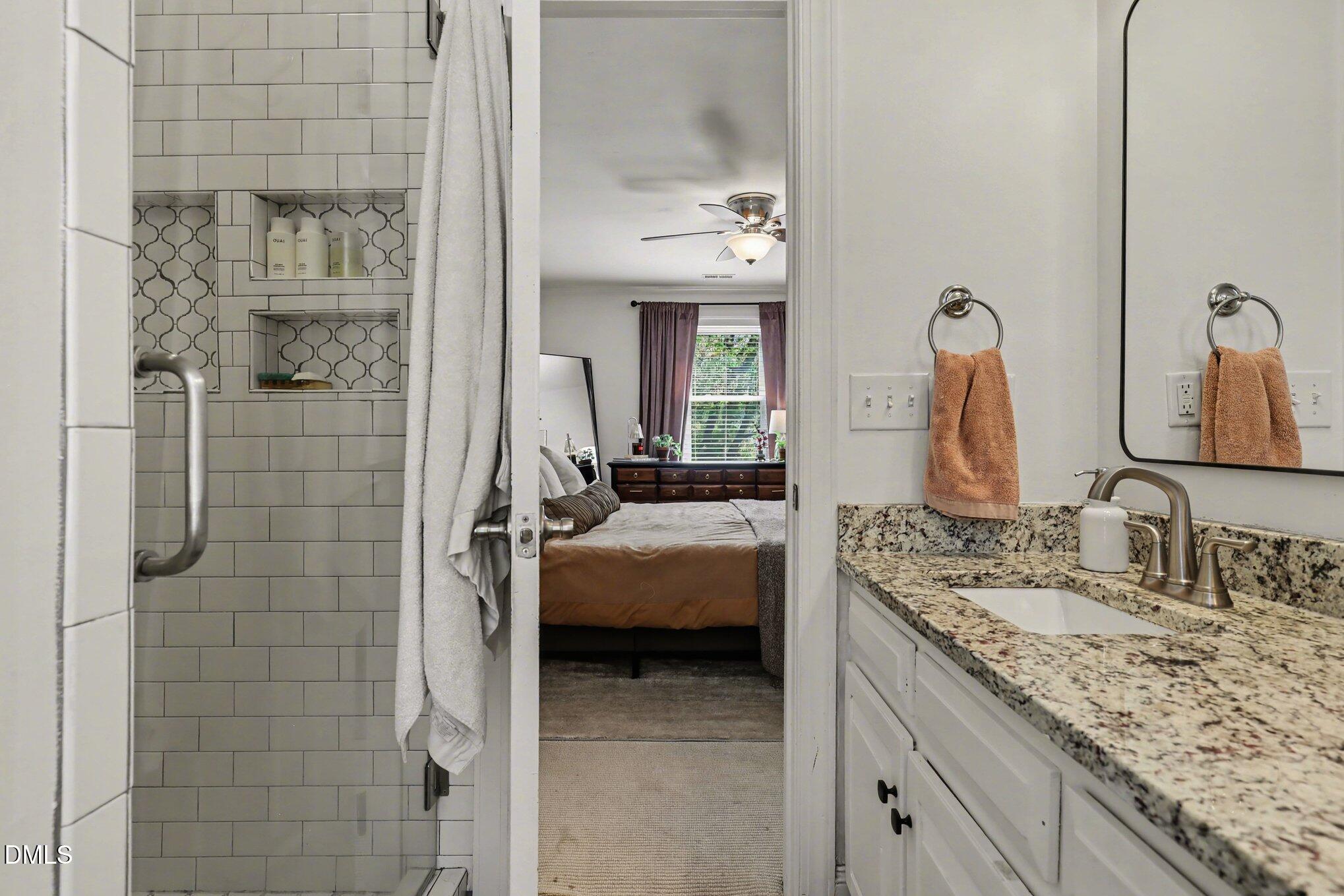 3204 Flintshire Road Raleigh, NC 27604 - Photo 20 of 26 Primary bath
