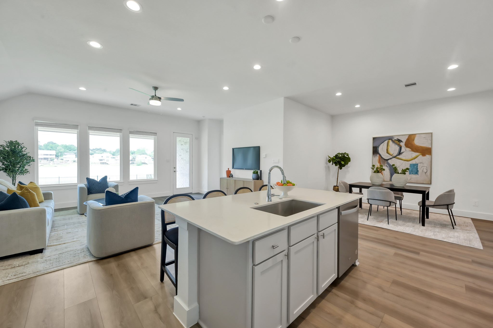 622 Paisley Harbor Conroe, TX 77304 - Photo 11 of 23 Kitchen Island