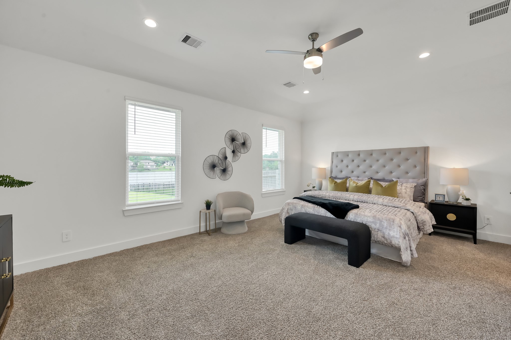 622 Paisley Harbor Conroe, TX 77304 - Photo 14 of 23 Spacious Primary Bedroom