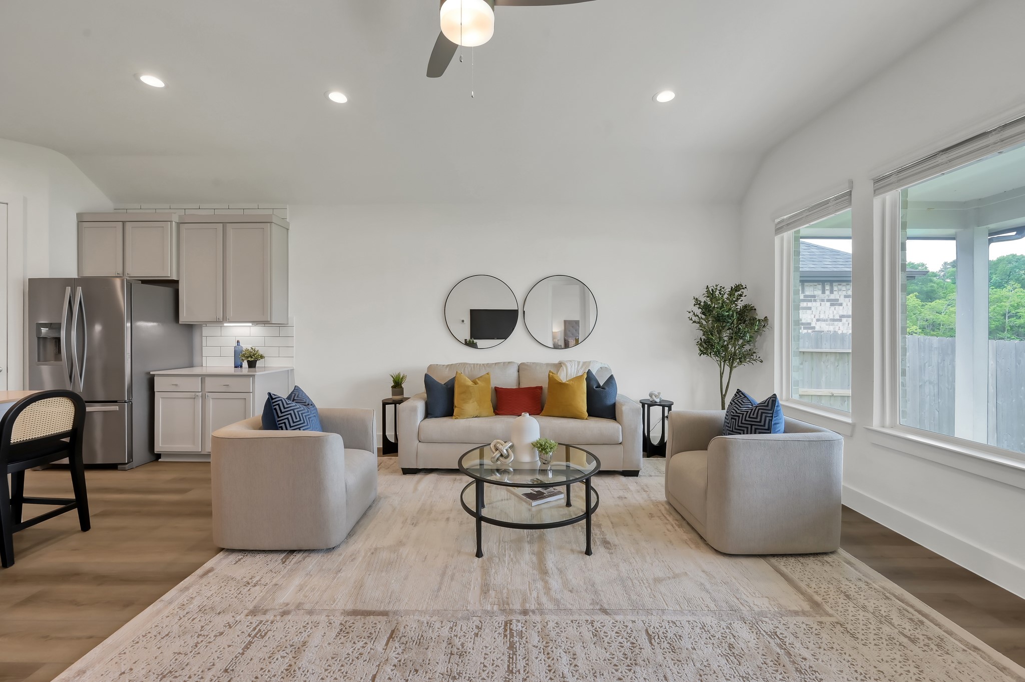 622 Paisley Harbor Conroe, TX 77304 - Photo 8 of 23 Living room with waterfront view