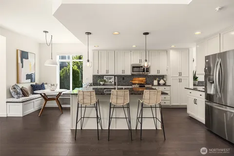 $1,499,999 | 2933 Northeast Marquette Way, Issaquah, WA 98029