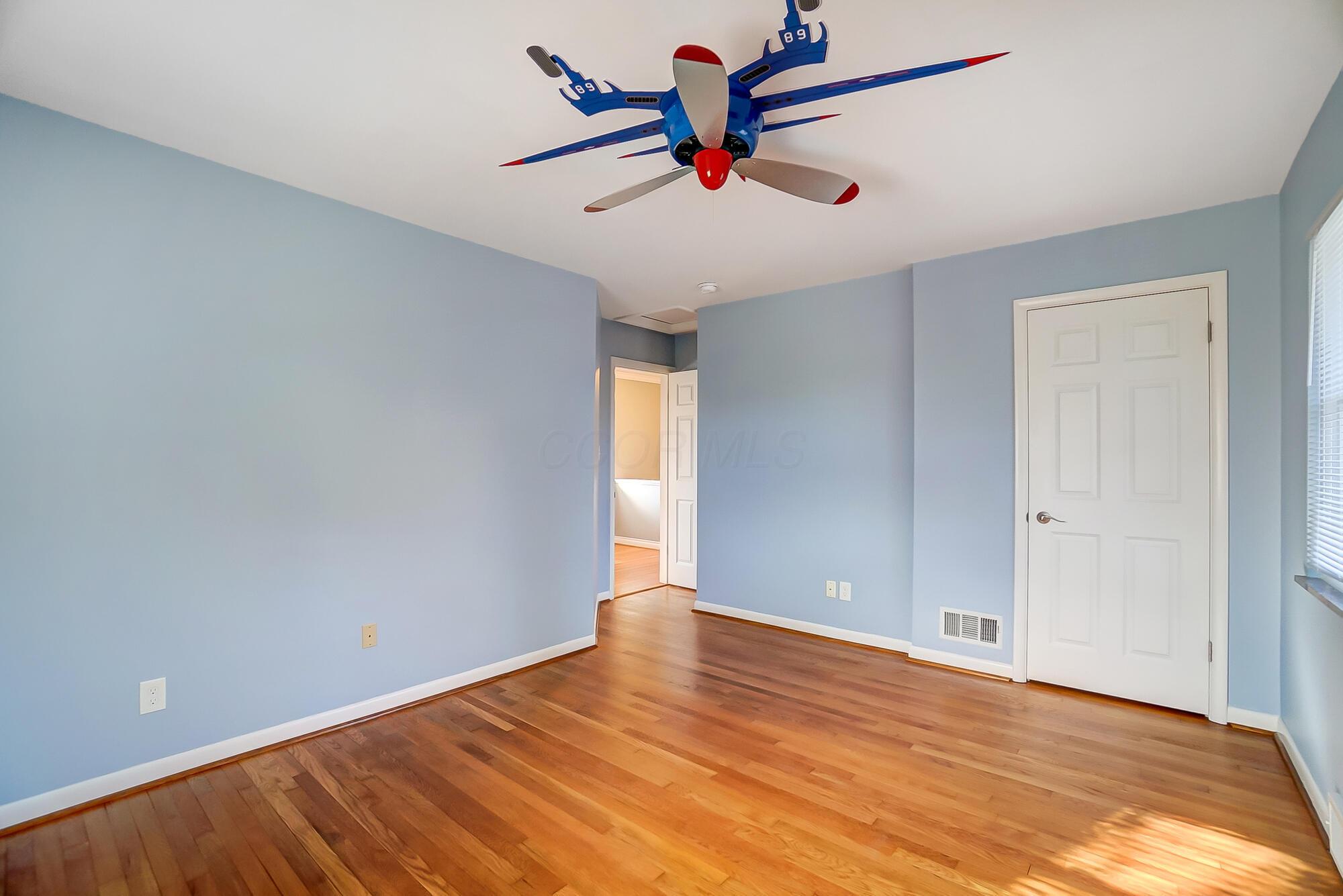 2709 Berwyn Road Columbus, OH 43221 - Photo 44 of 67 044