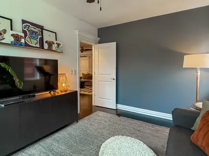 $3,200 | 927 West Agatite Avenue, Unit 2N, Chicago, IL 60640