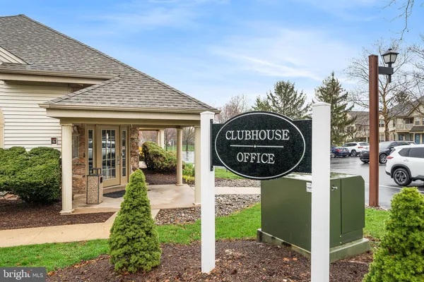 $279,000 | 414 Foxcroft Circle, Unit CONDO 414, Royersford, PA 19468