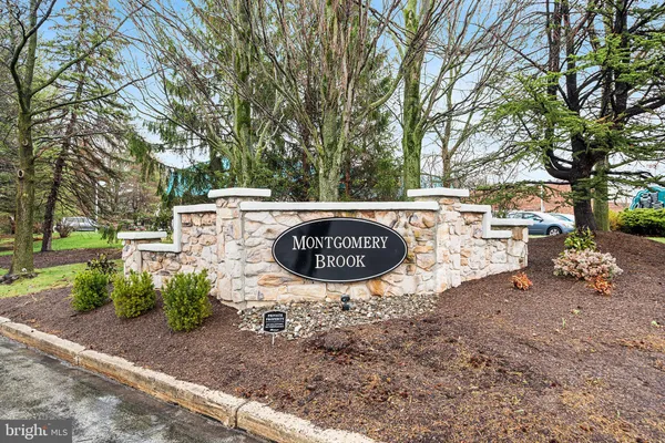 $279,000 | 414 Foxcroft Circle, Unit CONDO 414, Royersford, PA 19468