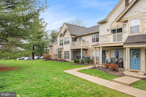 $279,000 | 414 Foxcroft Circle, Unit CONDO 414, Royersford, PA 19468