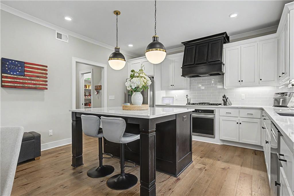 1422 Southwest Georgetown Drive Lee's Summit, MO 64082 - Photo 16 of 52