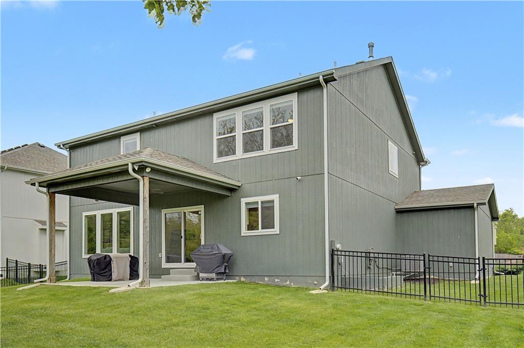 1422 Southwest Georgetown Drive Lee's Summit, MO 64082 - Photo 45 of 52