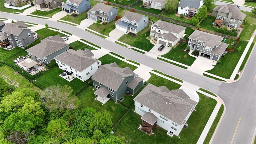 1422 Southwest Georgetown Drive Lee's Summit, MO 64082 - Photo 47 of 52