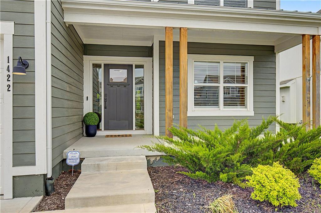 1422 Southwest Georgetown Drive Lee's Summit, MO 64082 - Photo 6 of 52