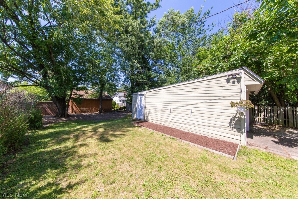 3925 Delmore Road Cleveland Heights, OH 44121 - Photo 24 of 25 Gallery Image 24