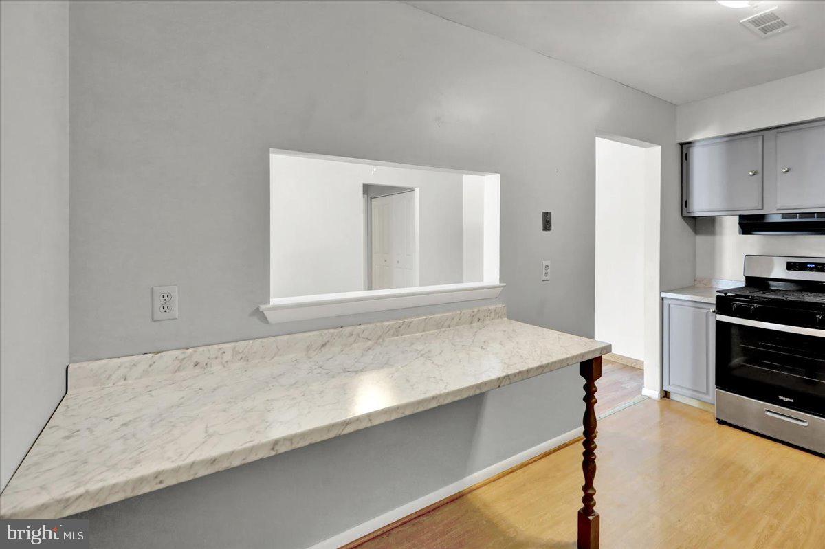 2900 State Hill Road, Unit I11 Reading, PA 19610 - Photo 7 of 20 Plenty of Counter Space