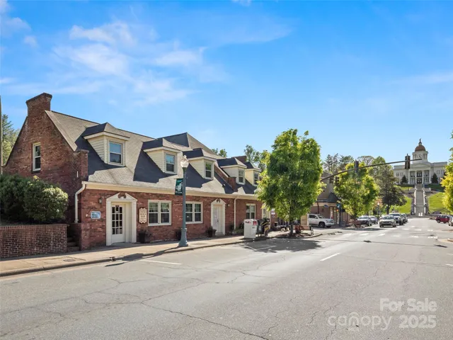 $1,495,000 | 117 Jackson Street, Sylva, NC 28779