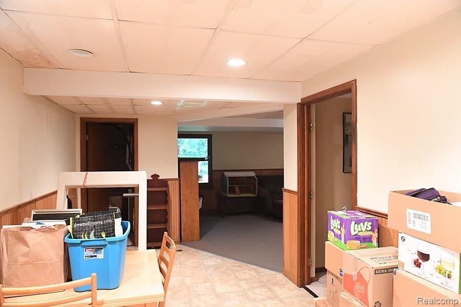 689 Ten Point Drive Rochester Hills, MI 48309 - Photo 53 of 70