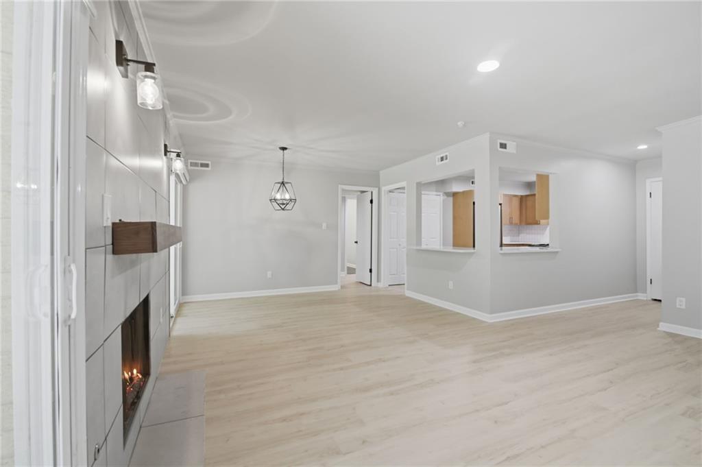 5400 Roswell Road, Unit N6 Sandy Springs, GA 30342 - Photo 3 of 27 Gallery Image 3