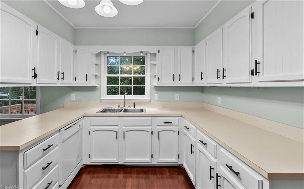 5115 Edinborough Road Greensboro, NC 27406 - Photo 14 of 44