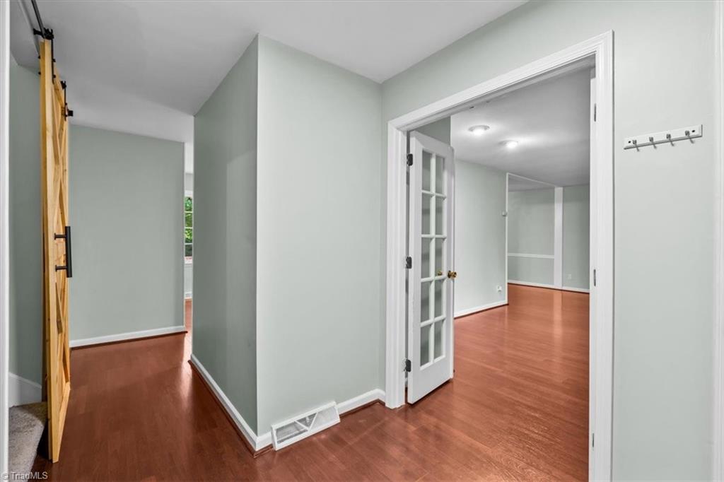 5115 Edinborough Road Greensboro, NC 27406 - Photo 4 of 44