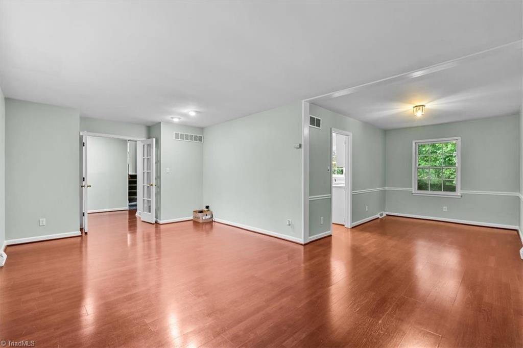 5115 Edinborough Road Greensboro, NC 27406 - Photo 7 of 44