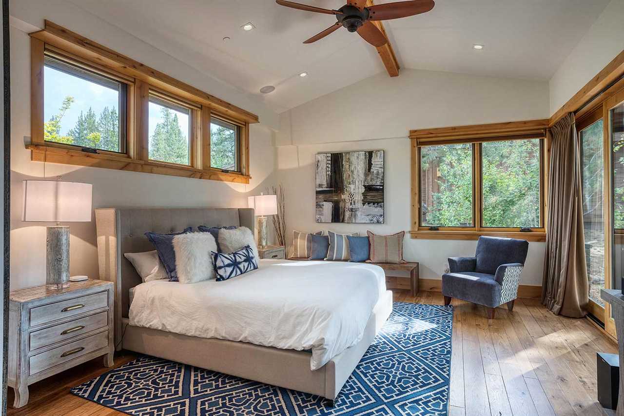 11561 Henness Road Truckee, CA 96161 - Photo 10 of 21 Gallery Image 10