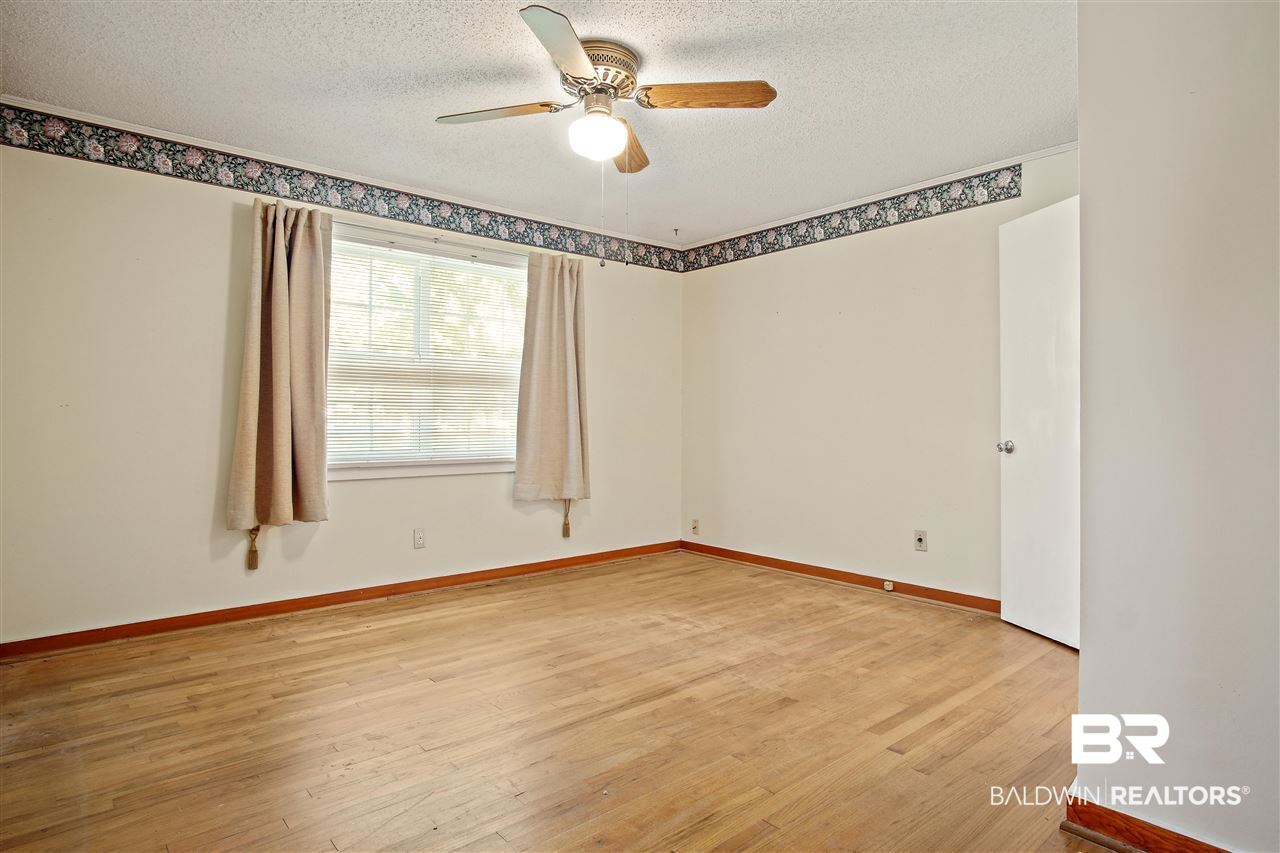 7441 Pinewood Drive Theodore, AL 36582 - Photo 13 of 30