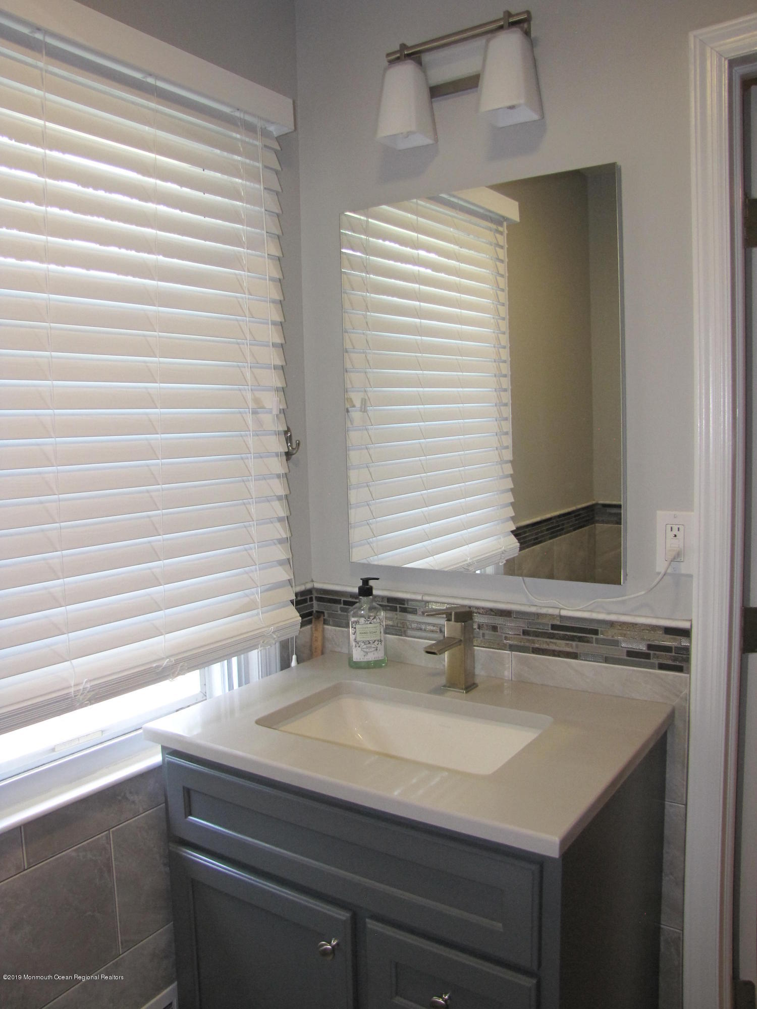 38 Morris Street Freehold, NJ 07728 - Photo 25 of 41 067