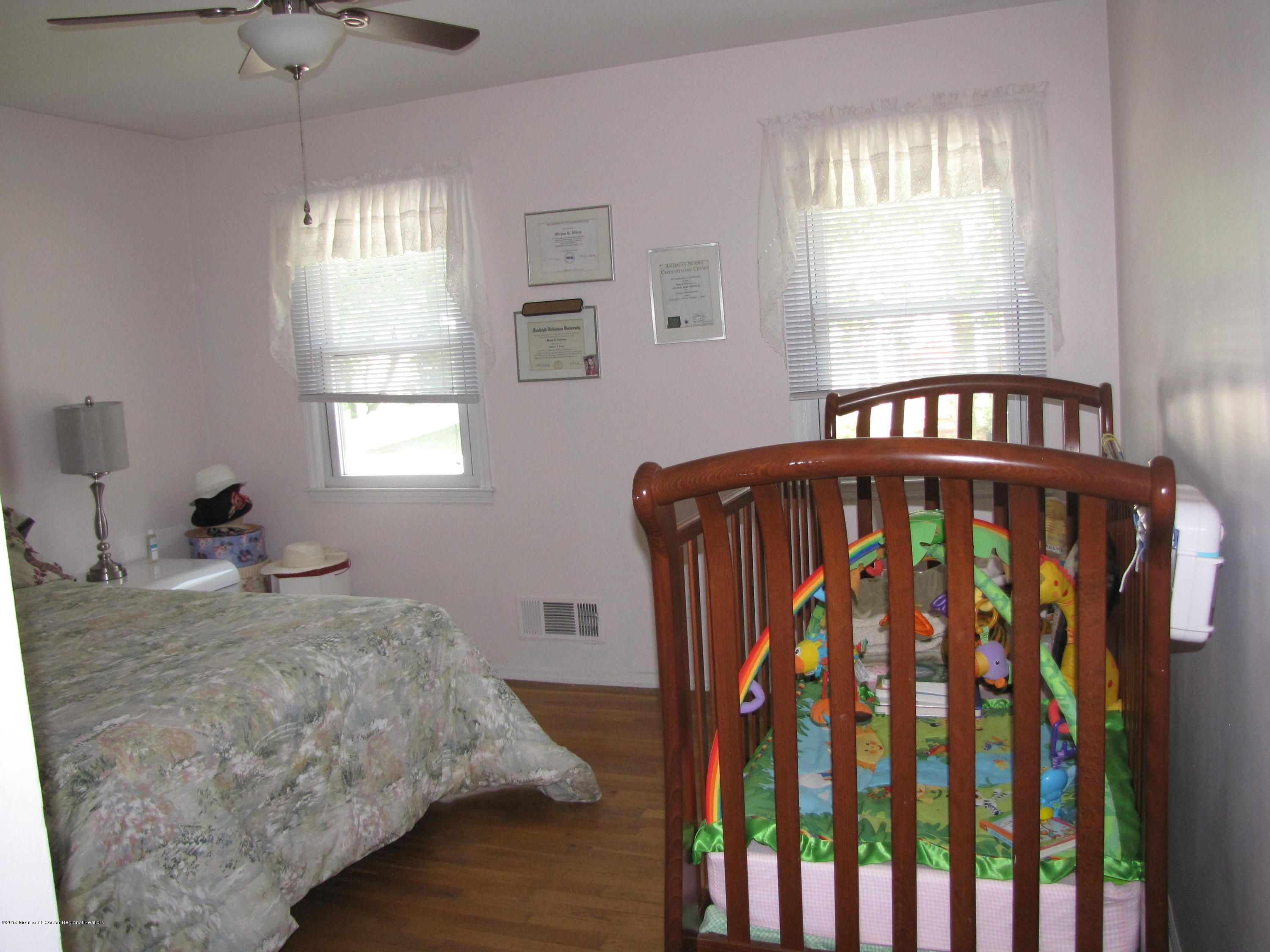 38 Morris Street Freehold, NJ 07728 - Photo 27 of 41 037