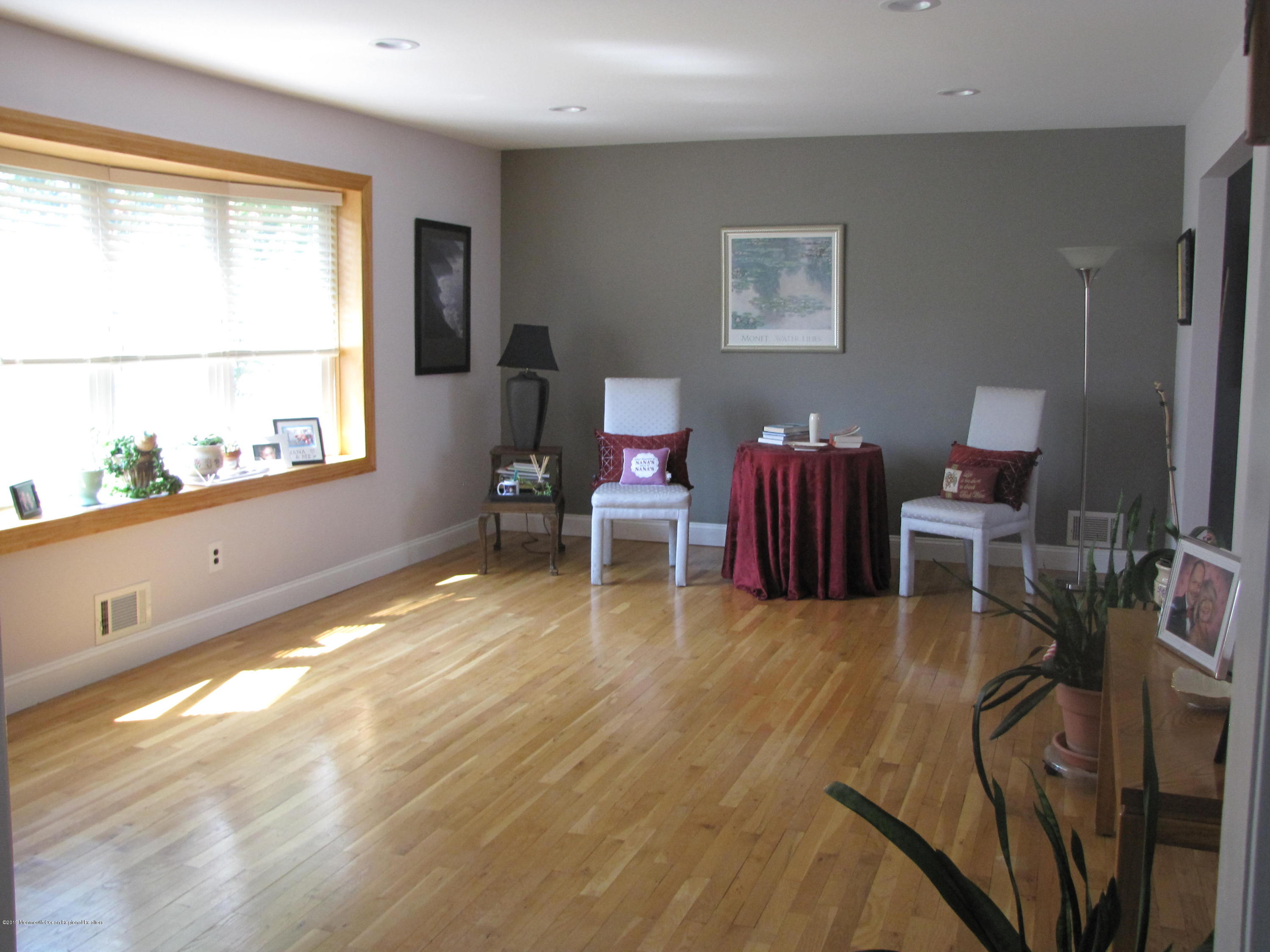 38 Morris Street Freehold, NJ 07728 - Photo 4 of 41 200