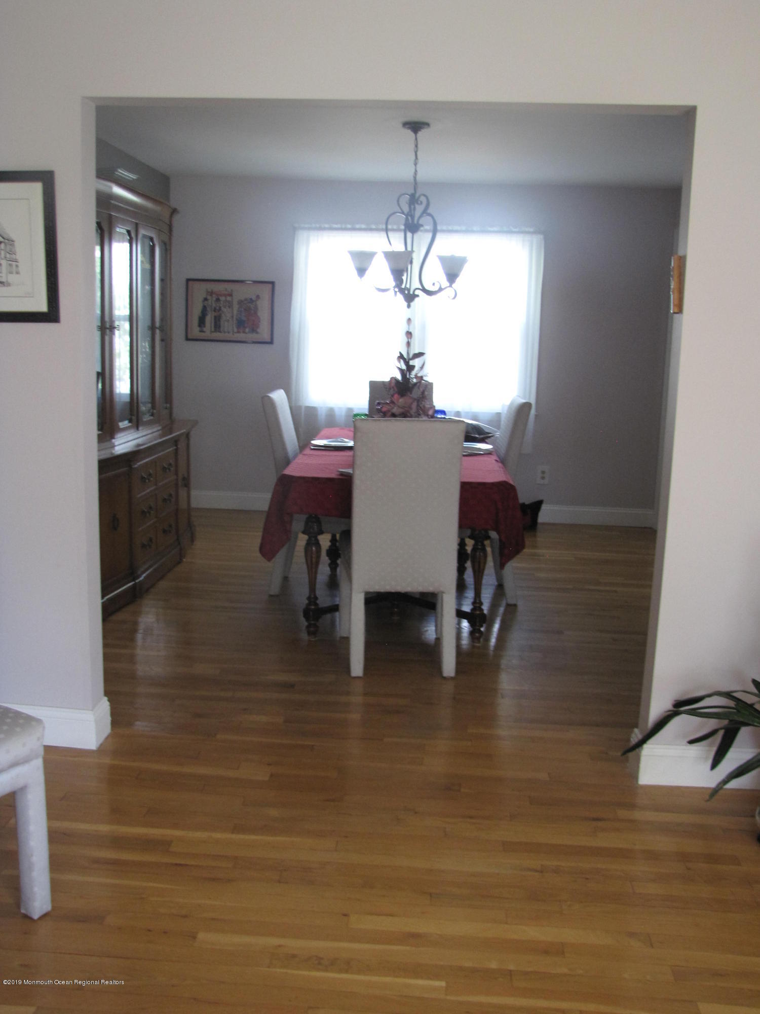38 Morris Street Freehold, NJ 07728 - Photo 5 of 41 202