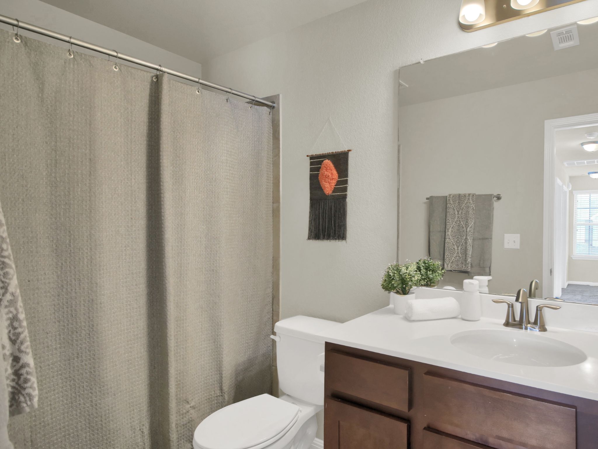 1600 Airedale Road, Unit 2601 Austin, TX 78748 - Photo 22 of 26 A well-appointed bathroom offers a practical and refreshing space.