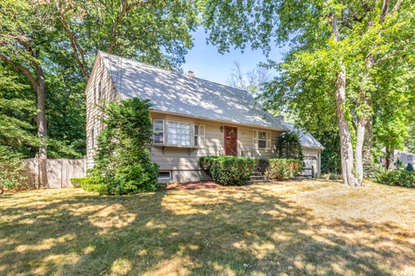 76 Macon Road Burlington, MA 01803 - Photo 1 of 30 Gallery Image 1