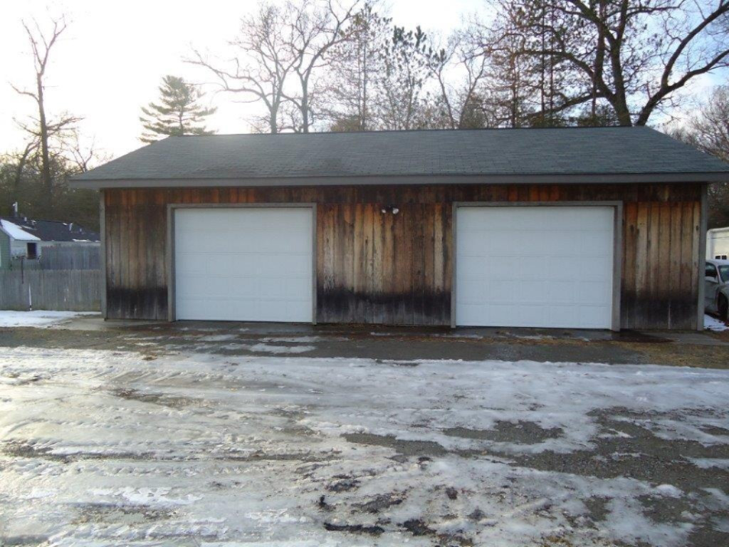 3388 Hall Road Muskegon, MI 49442 - Photo 2 of 11 DSC06573
