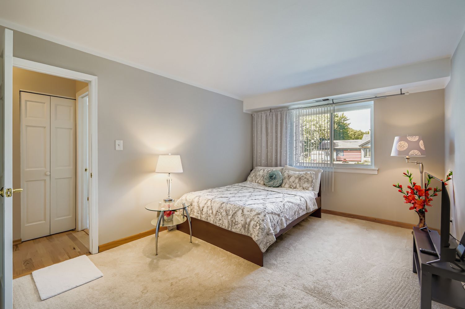 8901 South Roberts Road, Unit 104 Hickory Hills, IL 60457 - Photo 7 of 11 Gallery Image 7