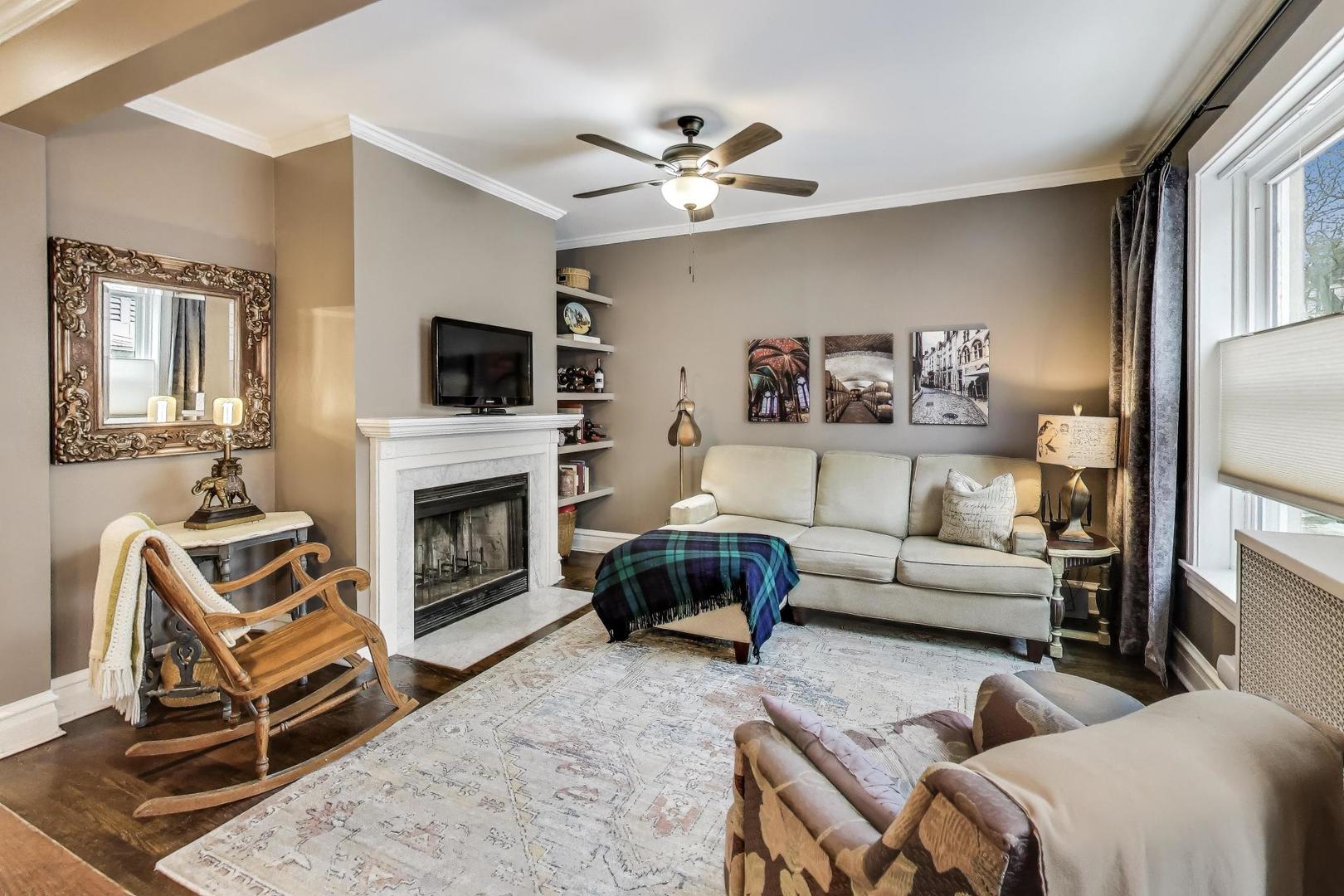 723 West Belden Avenue, Unit 1 Chicago, IL 60614 - Photo 4 of 24