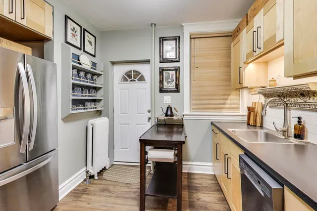 $479,000 | 723 West Belden Avenue, Unit 1, Chicago, IL 60614